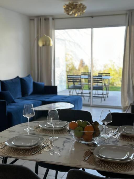 Royal Park Lake View Apartment إفيان ليه با المظهر الخارجي الصورة
