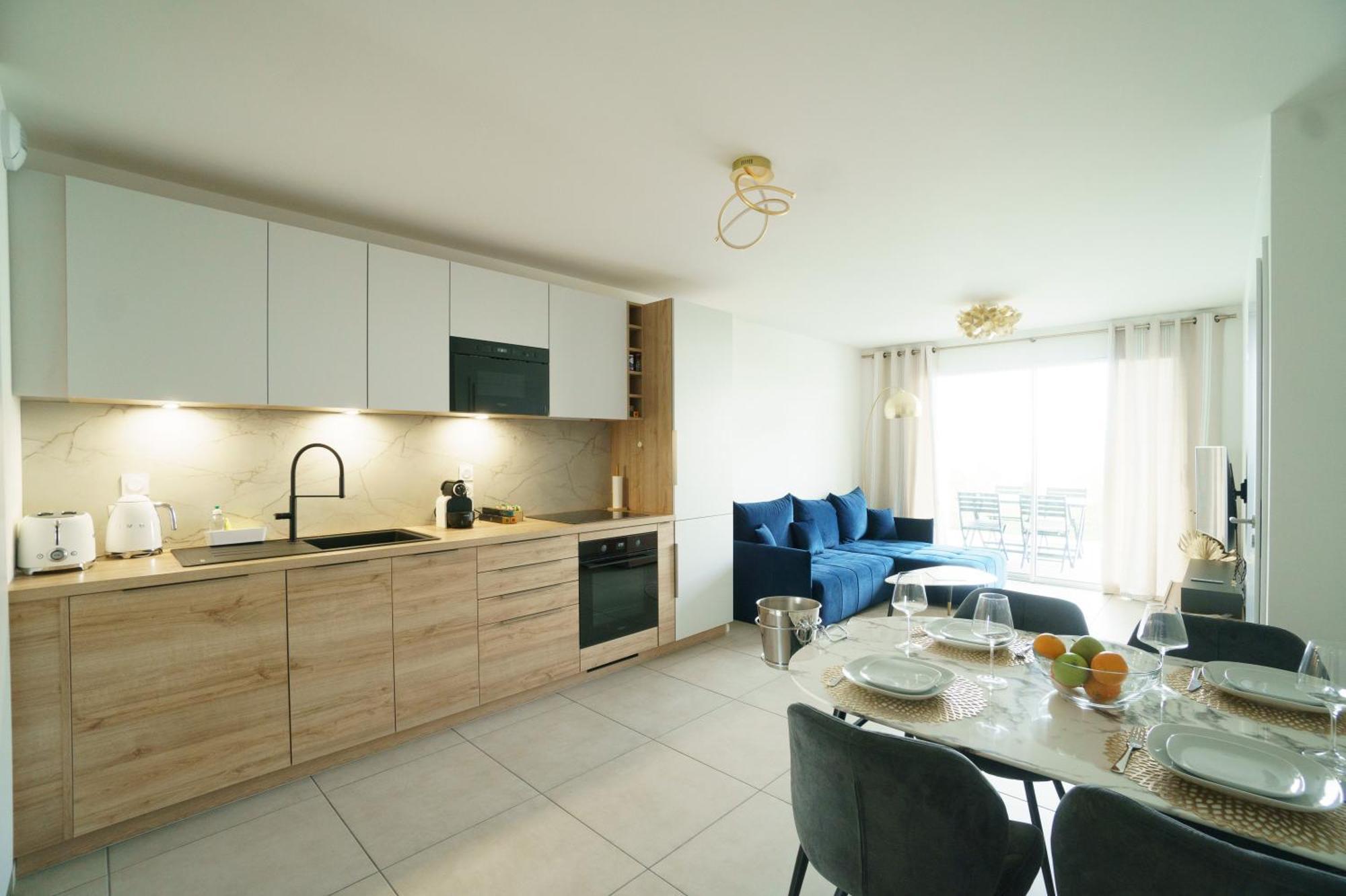 Royal Park Lake View Apartment إفيان ليه با المظهر الخارجي الصورة